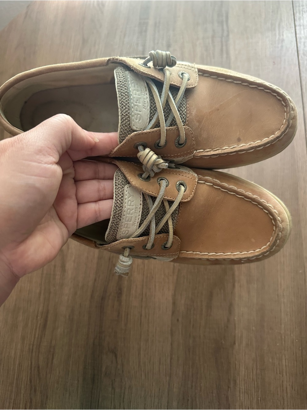 Sperry Men’s Classic Tan Leather 2-Eye Boat Shoes